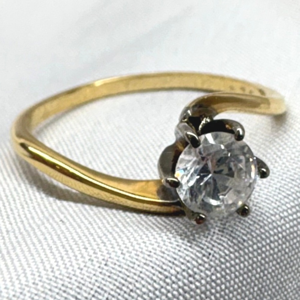 Unbranded Bypass Ring Women Size 7.5 Gold Good CZ Solitaire Vintage